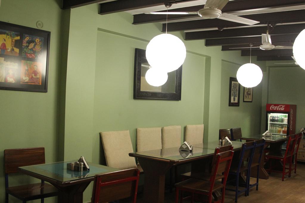 Lotus Paying Guesthouse Varanasi Exterior foto